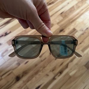 Free people Royal polarized avaitor sunglasses